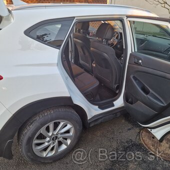 Hyundai Tucson 1.6 GDI SHADOW - 9