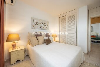 Na predaj apartmán s výhľadom na more v Puerto de Alcúdia - 9