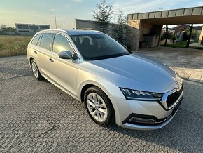 ŠKODA OCTAVIA IV COMBI 2.0TDI 110KW,DSG,LED,NAVI,VIRTUAL,KAM - 9