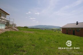 4 izb. bungalov, 2x kúpeľňa, 106 m2, 697 m2 pozemok, Podhora - 9