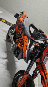 KTM 690 SMC-R - 9