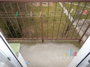 SPEKTRUM REALITY- Na Predaj 3-izbový byt, 65 m2 s balkónom,  - 9