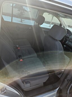 Volkswagen touran 1.9tdi 77kW - 9