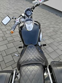 Predám SUZUKI INTRUDER 800 - 9