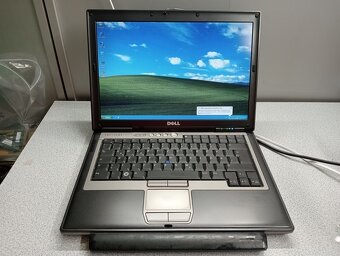 predám na diely notebooky ASUS a DELL - 9