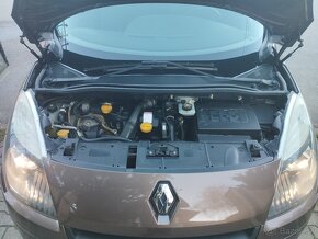 Renault Scenic - 9