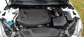 Volvo V40  2.0D  D2 - 9