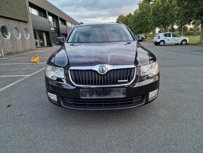 Škoda Superb Combi 1.6 TDI 105k - 9