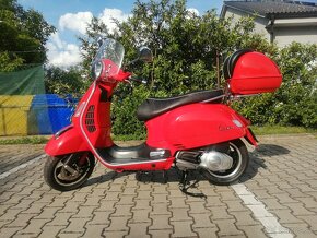 Piaggio Vespa GTS Super 125 - 9