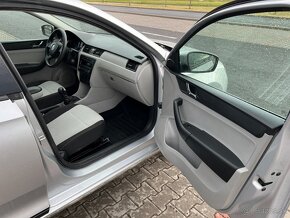 Škoda Rapid 1.2 TSi 63kw naj 119t serviska - 9