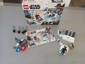 LEGO STAR WARS - Bitka na planéte Hoth Combo - 9