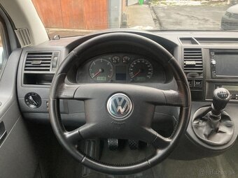 VOLKSWAGEN CARAVELLE 2,5 TDi - 9