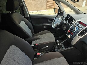 KIA Venga 1.4 SR. voz, servisná knižka, Top Stav - 9