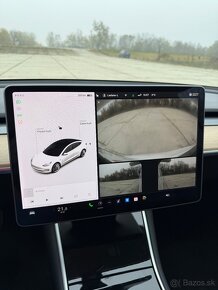 Tesla Model 3 Long Range Autopilot premium interiér - 9