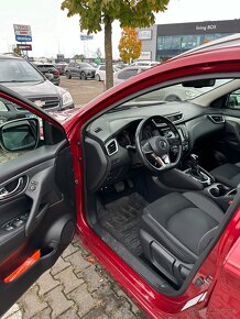 Nissan Qashqai 1.3 benzín. - 9