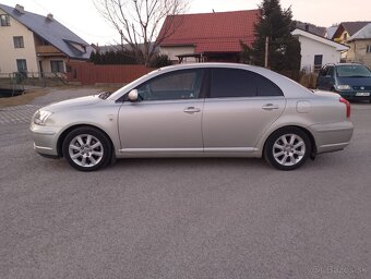 Toyota avensis 2.2 110kw - 9