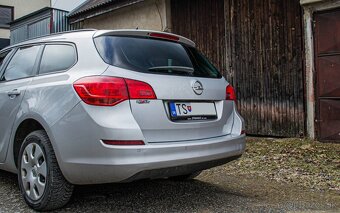 Opel Astra ST 1.7CDTi ECOTEC 81kW M6 - 9