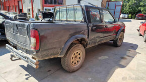 Nissan Navara Pick Up 2,5TD 76kw - 9