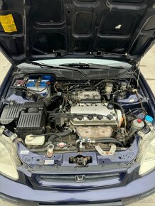 Predám hondu civic 6g 1.5 vtec econo 189k km - 9