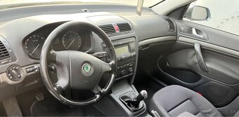 Škoda Octavia II 1.9TDI sedan - 9