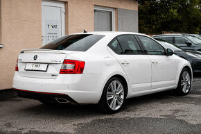 Škoda Octavia 2.0 RS 230 DSG, LPG - 9