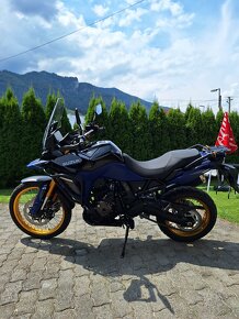 Suzuki v-strom 800 DE - 9