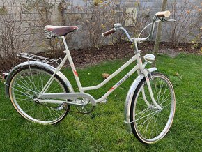 zrekonštruovaný retro dámsky bicykel Lady 26 - 9