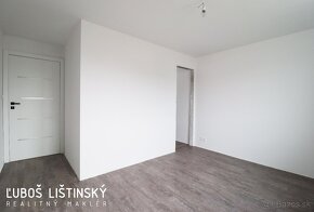 Novostavba - Rodinný dom s úžit. plochou 300m2, obec Nemešan - 9