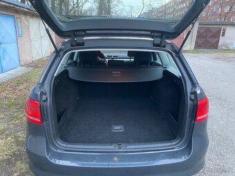 Volkswagen Passat Variant 1.6 TDI BMT Trendline - 9