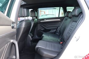 Volkswagen Passat Variant 2.0TDI R-Line Elegance DSG - 9