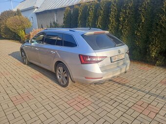 Skoda superb 2.0 tsi  206 kw 4x4 2017 pojazdné - 9