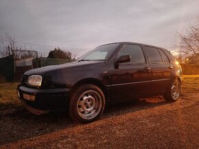 Predám vw golf 3, golf mk3 1,6 55kw - 9