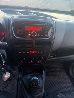 Opel Combo 1.4 2018 - 9