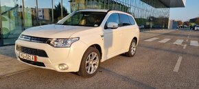 Mitsubishi outlander phev 2.0 - 9