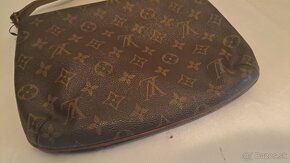 Kabelka Louis Vuitton Moussette - 9