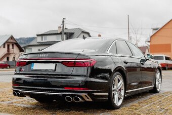 AUDI S8 4.0 Quattro - 9