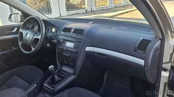 Škoda Octavia 2 Sedan 2.0TDI - 9