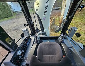 Zánovný Bager TEREX TLB 890 full joystick - 9