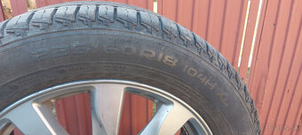 Nokian 225/60 R18 - 9