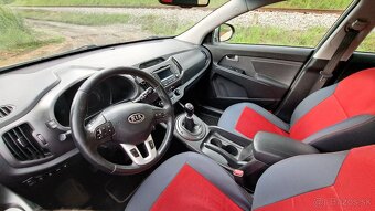 KIA Sportage 2.0 CRDi 4x4 - 9