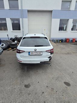 Predám ŠKODA SUPERB COMBI 1.6TDI 88KW M6 2017/6, 284tkm - 9