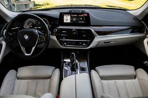 BMW Rad 5 520d XDrive Touring 160kW AT/8 - 9