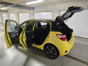 Toyota Yaris 1.5 VVT-iE Selection Lemon - 9