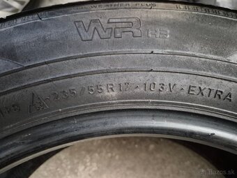 235/55 r17 zimné 4 ks NOKIAN dezén 8 -7,4 mm - 9