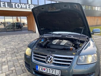 Volkswagen Touareg 3.0 V6 TDI - 9