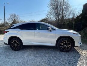 Lexus RX 450h Executive AWD (2020) - 9