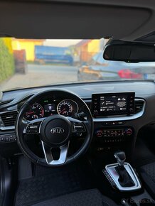 Kia Ceed SW 1.5 T-GDI A/T Gold - 9