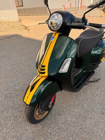 2022 PIAGGIO VESPA 300 GTS HPE RACING SIXTIES 3000 km - 9