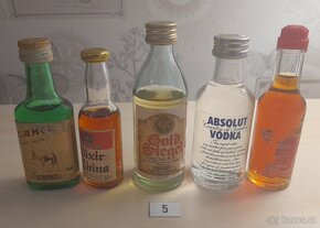 MINI FĽAŠTIČKY S  ALKOHOLOM - 9