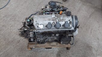 Motor + prevodovka prislusenstvo Honda civic Vii d14z6 - 9